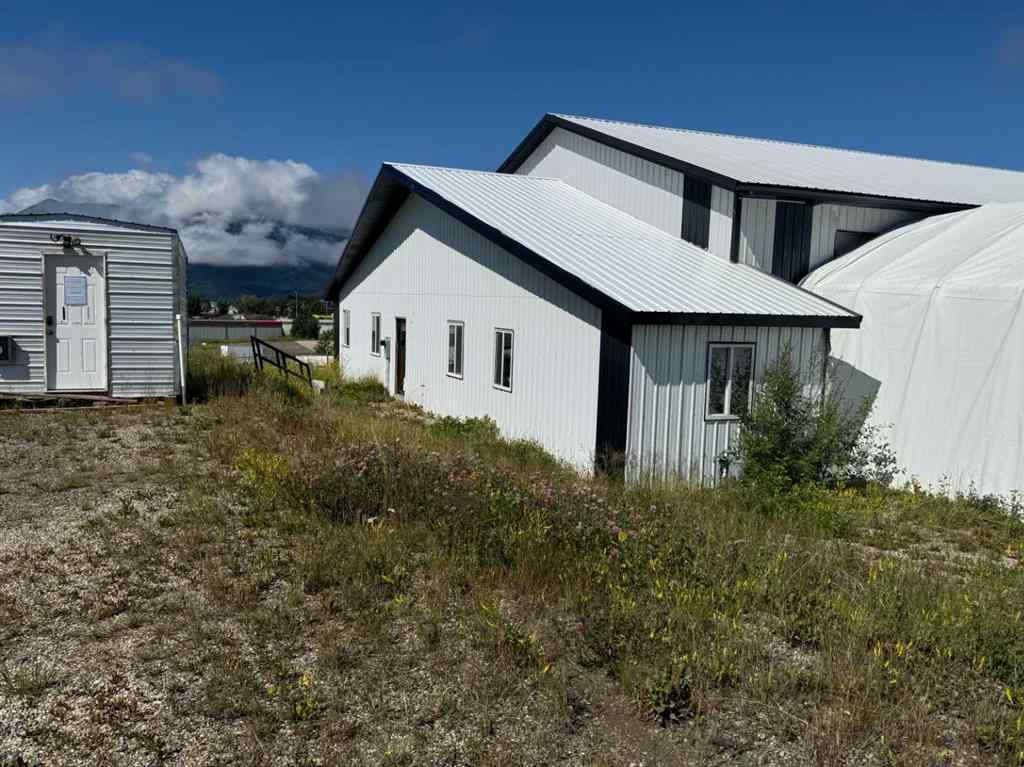 MLS® A2242937 - 9802 98 Street  in NONE Grande Cache, Commercial