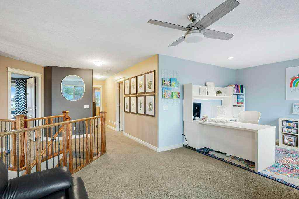 MLS® A2242940 - 127 Hillcrest Boulevard  in Hillview Estates Strathmore, Residential