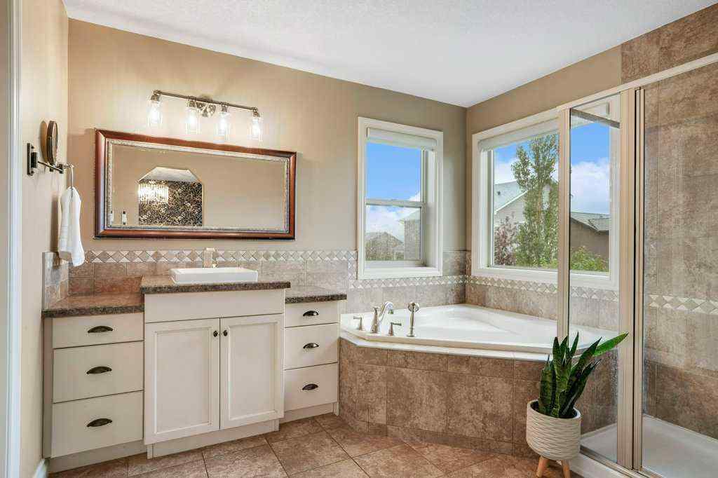 MLS® A2242940 - 127 Hillcrest Boulevard  in Hillview Estates Strathmore, Residential