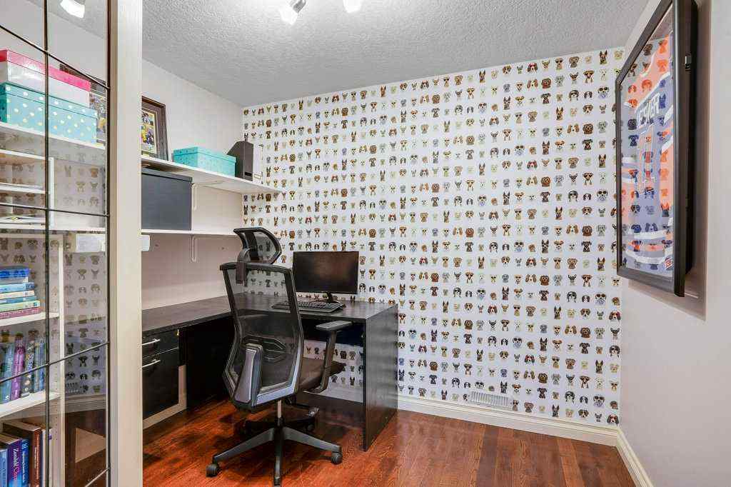 MLS® A2242940 - 127 Hillcrest Boulevard  in Hillview Estates Strathmore, Residential