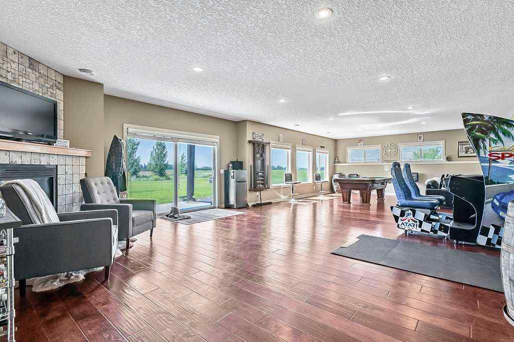 MLS® A2242948 - 19 Silhouette Way  in NONE Rural Rocky View County, Residential