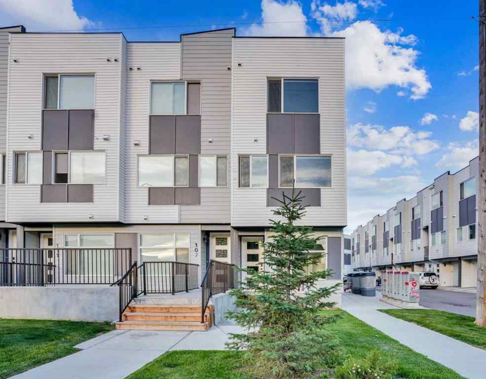 MLS® A2242958 - 105 Panatella Square NW in Panorama Hills Calgary, Residential
