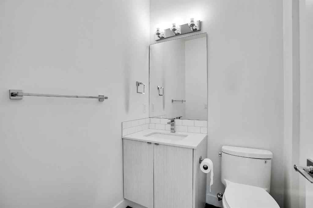MLS® A2242958 - 105 Panatella Square NW in Panorama Hills Calgary, Residential