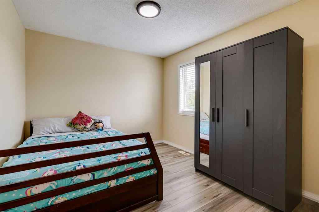 MLS® A2242962 - 47 Erin Grove SE in Erin Woods Calgary, Residential