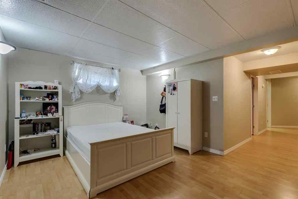 MLS® A2242962 - 47 Erin Grove SE in Erin Woods Calgary, Residential