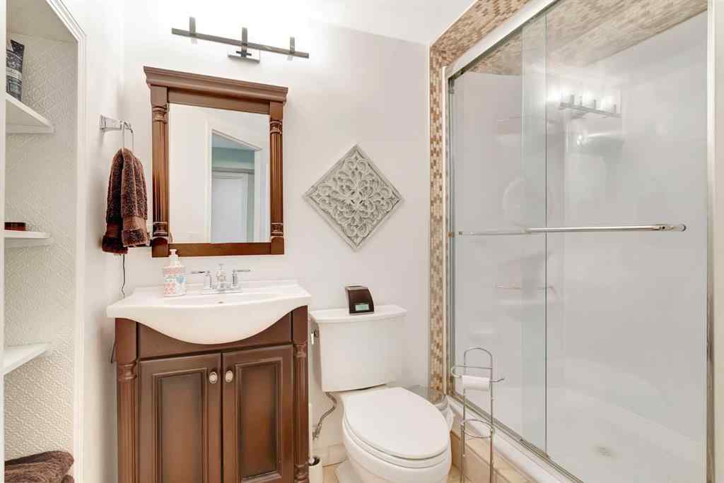 MLS® A2242963 - 301 38 Street SW in Wildwood Calgary, Residential