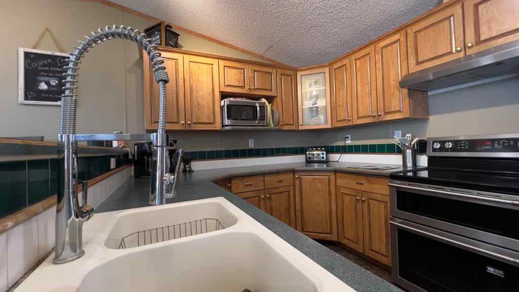 MLS® A2242981 - 108 5th Ave   in NONE Youngstown, Residential