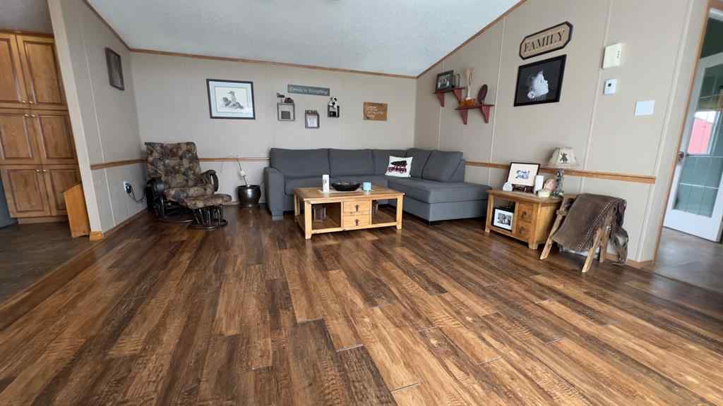 MLS® A2242981 - 108 5th Ave   in NONE Youngstown, Residential