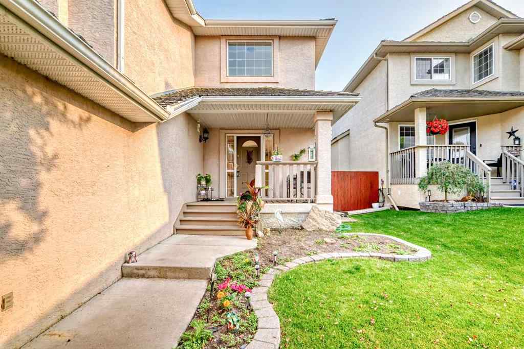 MLS® A2242987 - 82 Mt Gibraltar Heights SE in McKenzie Lake Calgary, Residential