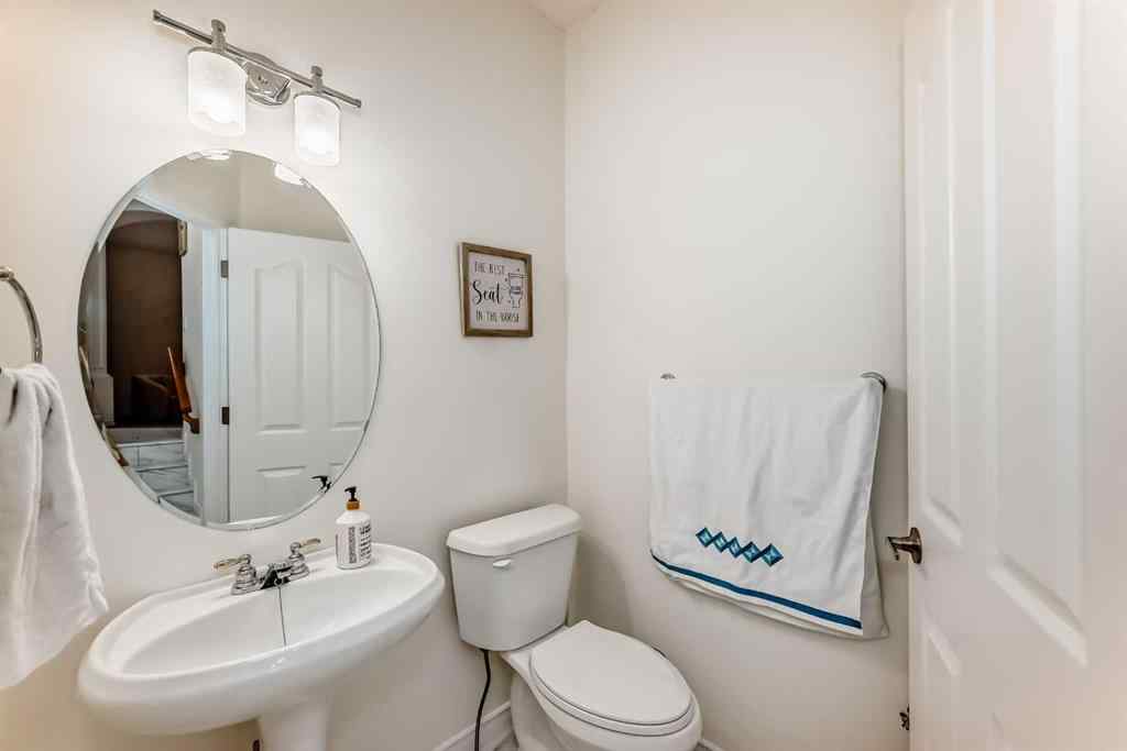 MLS® A2242987 - 82 Mt Gibraltar Heights SE in McKenzie Lake Calgary, Residential
