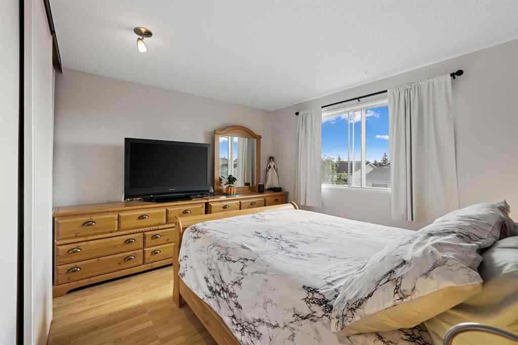 MLS® A2243007 - 191 Castlebrook Road NE in Castleridge Calgary, Residential