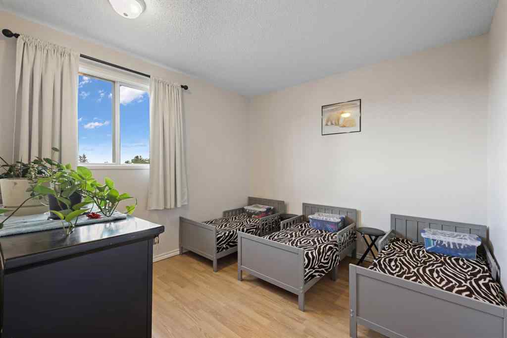 MLS® A2243007 - 191 Castlebrook Road NE in Castleridge Calgary, Residential