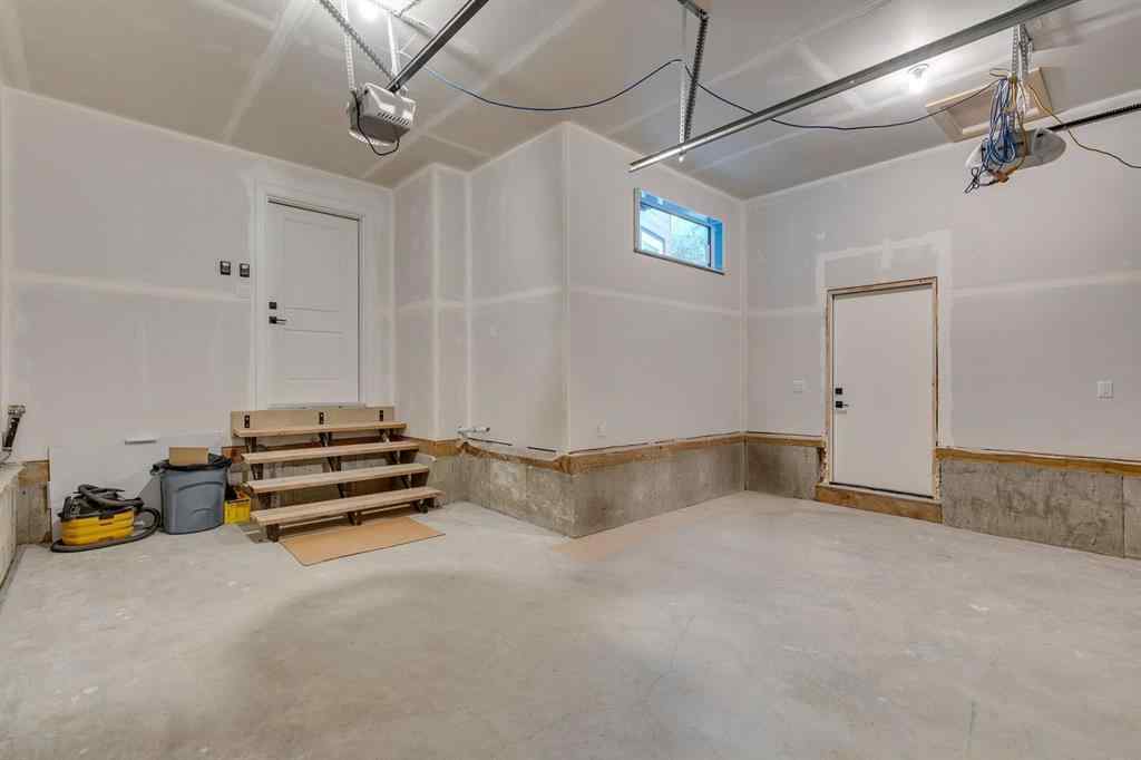 MLS® A2243010 - 7722 47 Avenue NW in Bowness Calgary, Residential