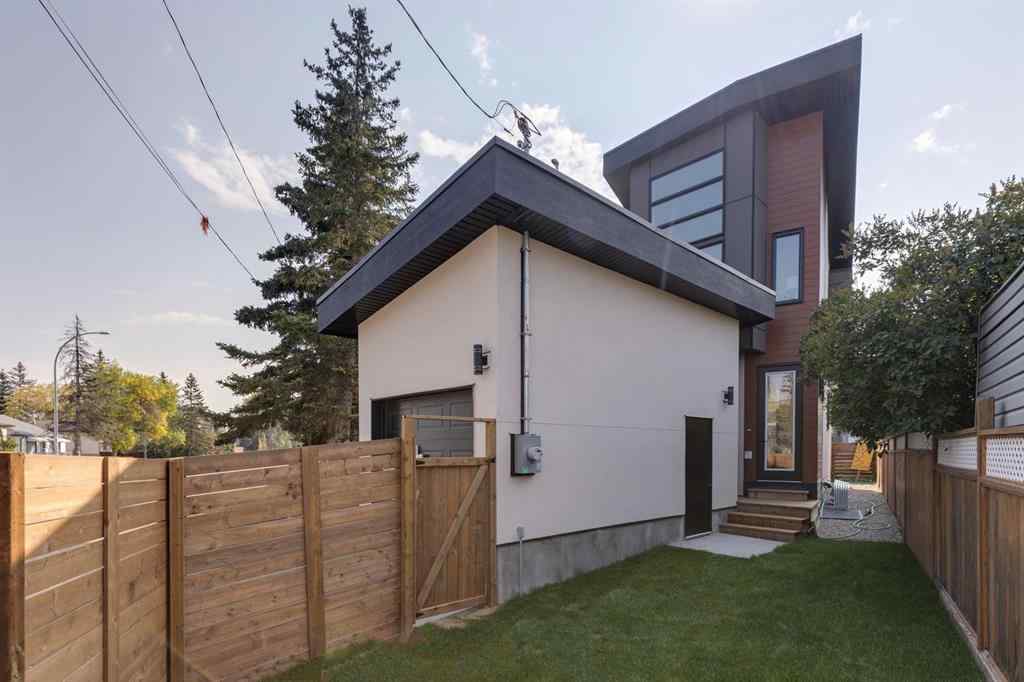 MLS® A2243010 - 7722 47 Avenue NW in Bowness Calgary, Residential