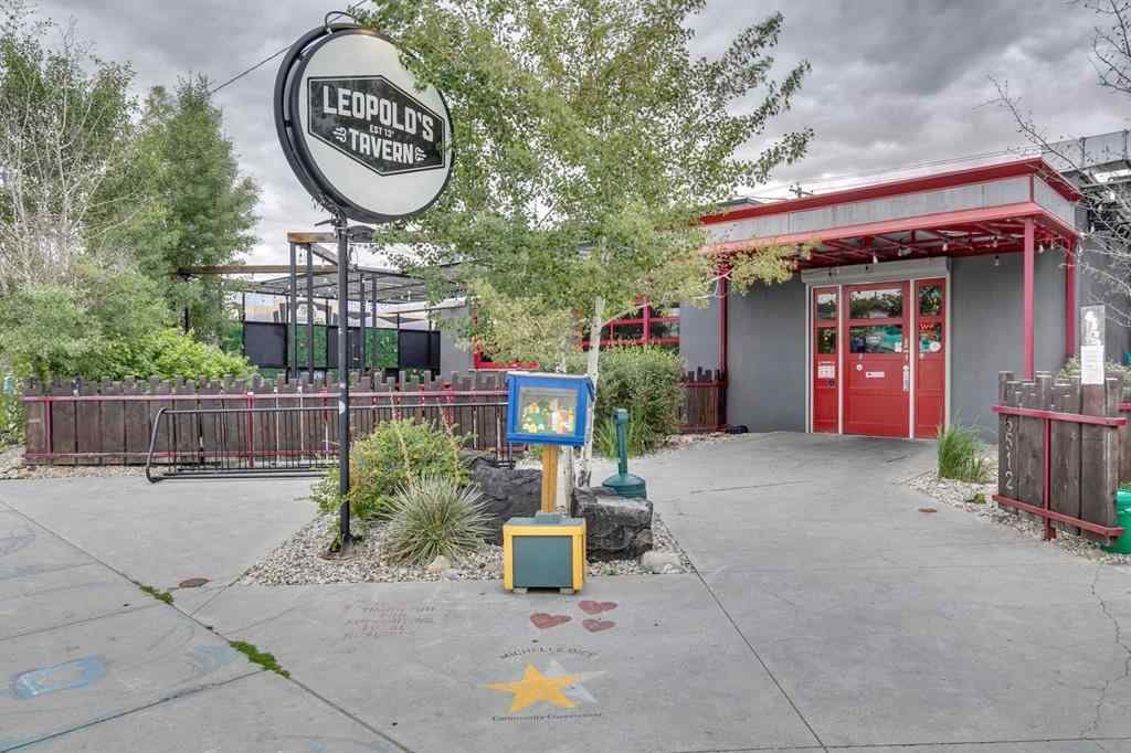 MLS® A2243010 - 7722 47 Avenue NW in Bowness Calgary, Residential