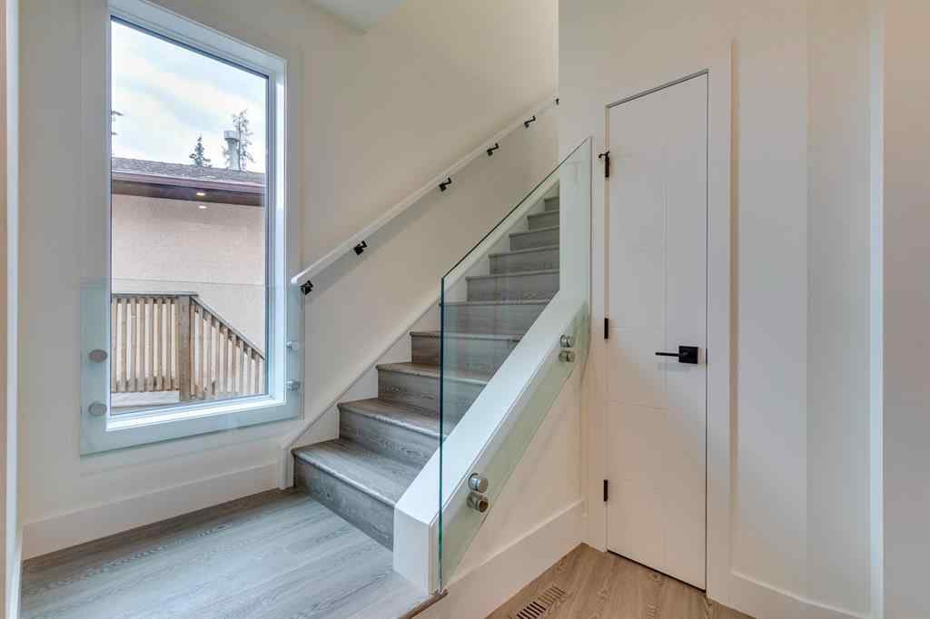 MLS® A2243010 - 7722 47 Avenue NW in Bowness Calgary, Residential