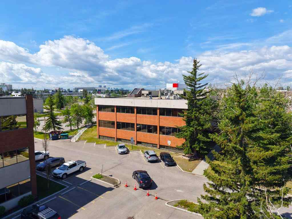 MLS® A2243025 - 2711 39 Avenue NE in Horizon Calgary, Commercial