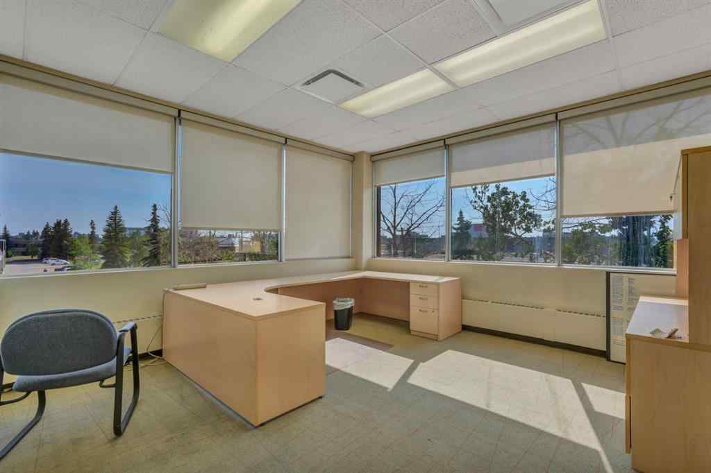 MLS® A2243025 - 2711 39 Avenue NE in Horizon Calgary, Commercial