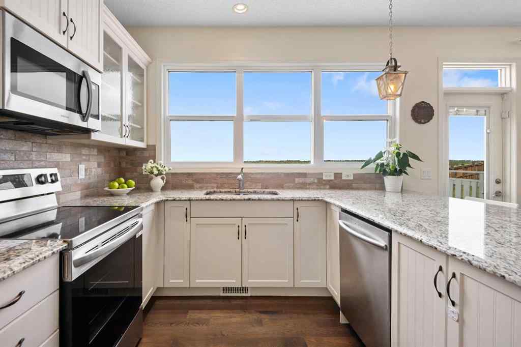 MLS® A2243030 - 135 Legacy Reach Manor SE in Legacy Calgary, Residential