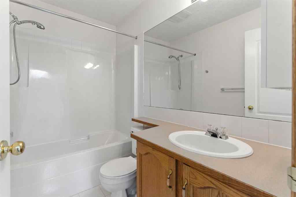 MLS® A2243052 - 34 Tuscarora Way NW in Tuscany Calgary, Residential