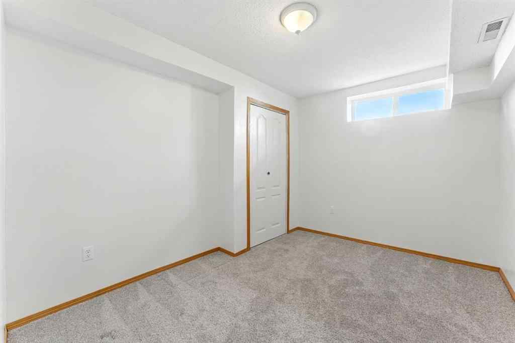 MLS® A2243052 - 34 Tuscarora Way NW in Tuscany Calgary, Residential
