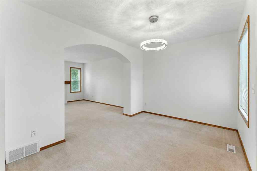 MLS® A2243052 - 34 Tuscarora Way NW in Tuscany Calgary, Residential