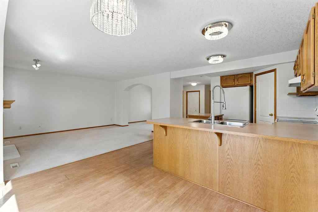 MLS® A2243052 - 34 Tuscarora Way NW in Tuscany Calgary, Residential