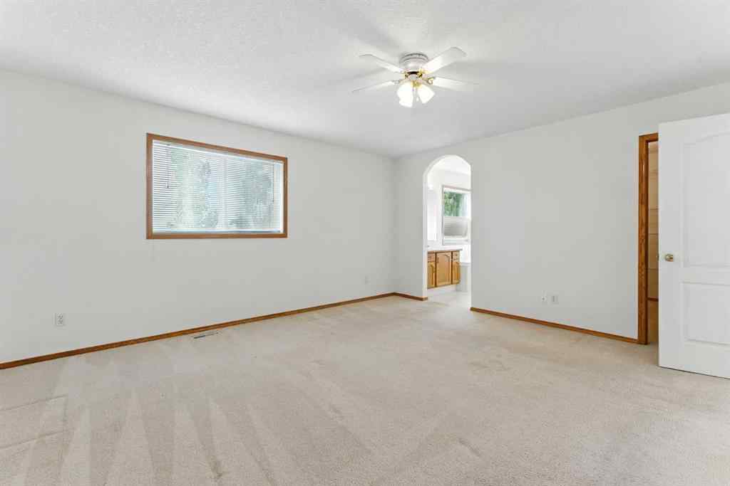 MLS® A2243052 - 34 Tuscarora Way NW in Tuscany Calgary, Residential