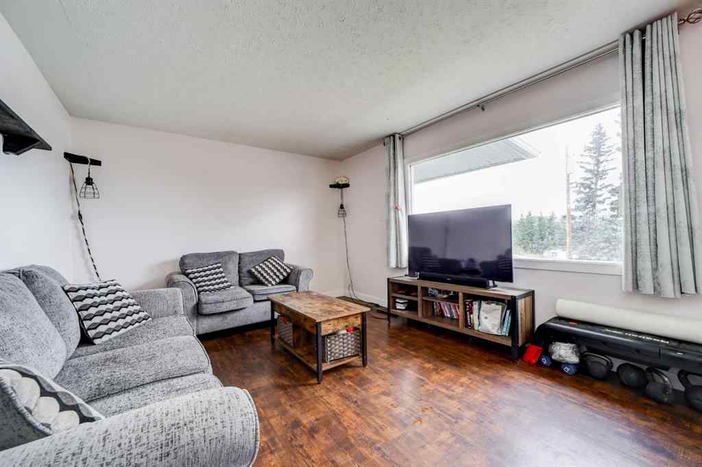MLS® A2243063 - 764 Hyde Street  in NONE Pincher Creek, Residential
