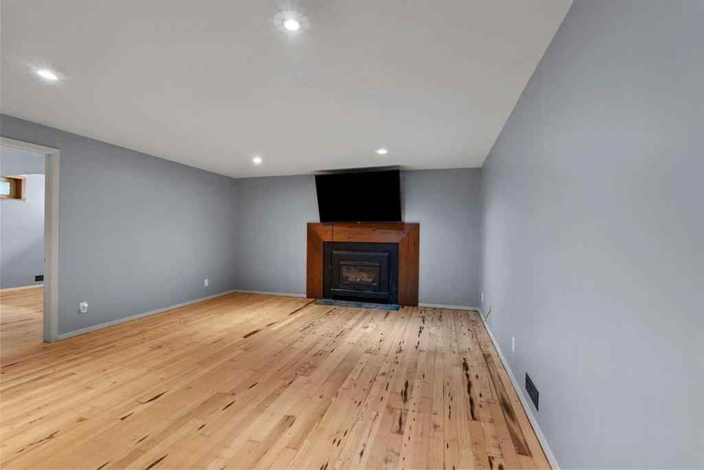 MLS® A2243067 - Unit #200 32075 402 Avenue W in NONE Rural Foothills County, Residential