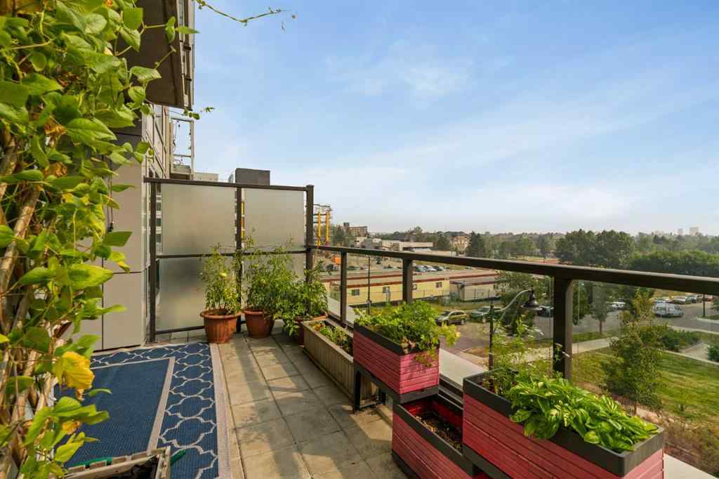 MLS® A2243086 - Unit #325 88 9 Street NE in Bridgeland/Riverside Calgary, Residential