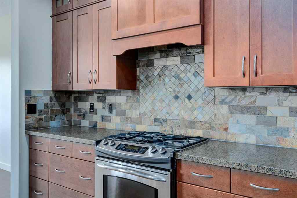 MLS® A2243122 - 94 Tuscany Summit Green NW in Tuscany Calgary, Residential