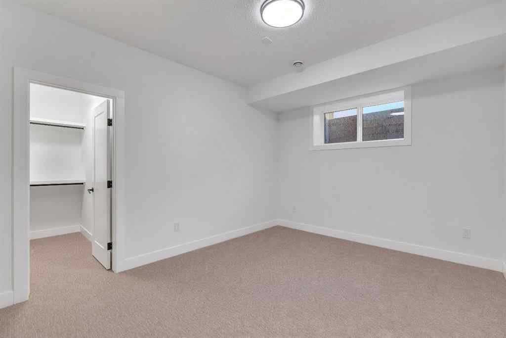 MLS® A2243124 - 2610 6 Avenue NW in West Hillhurst Calgary, Residential