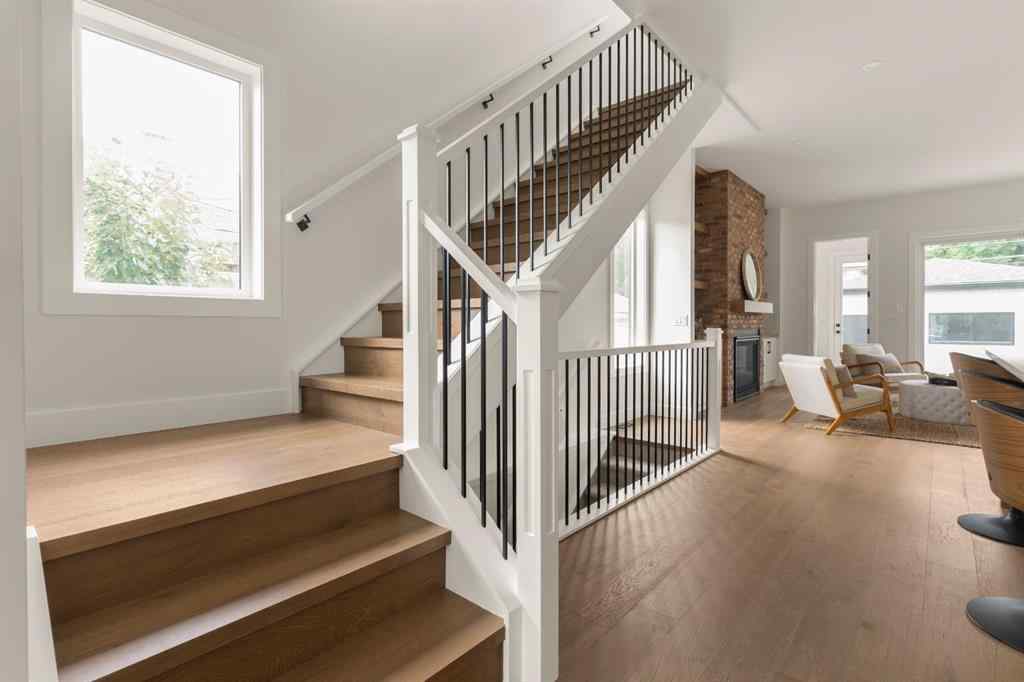 MLS® A2243124 - 2610 6 Avenue NW in West Hillhurst Calgary, Residential