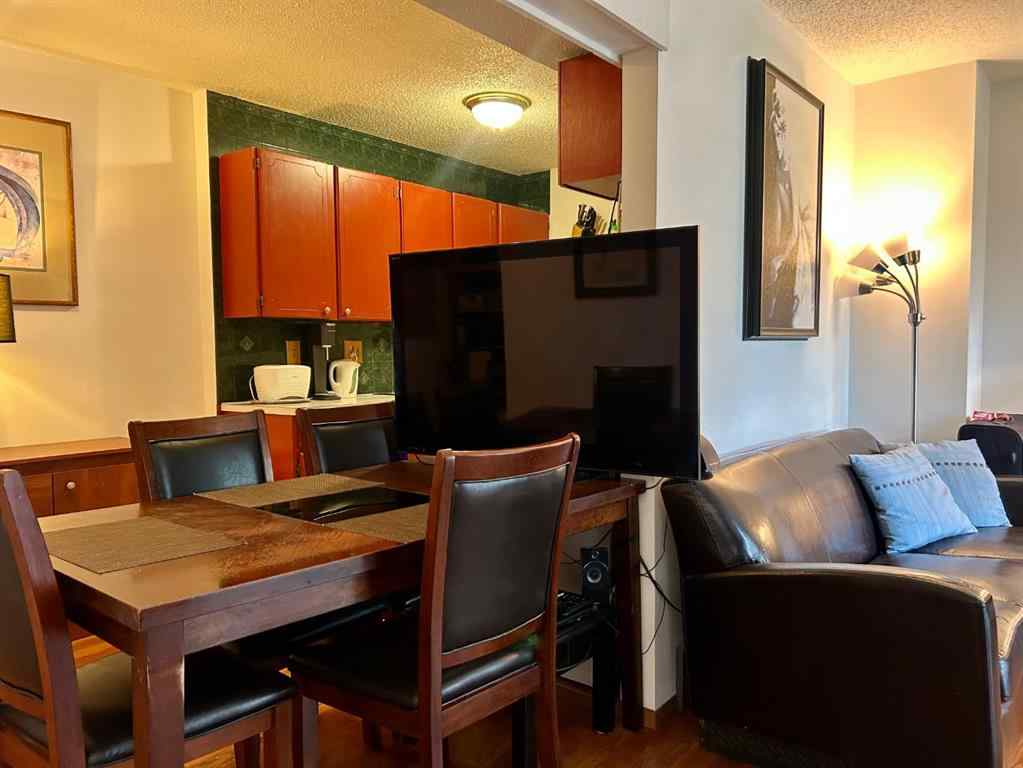 MLS® A2243125 - Unit #71 4940 39 Avenue SW in Glenbrook Calgary, Residential