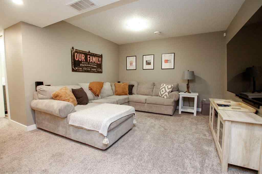 MLS® A2243126 - 2 Cross Street  in Trinity Crossing Lacombe, Residential
