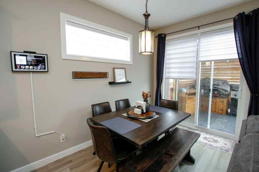 MLS® A2243126 - 2 Cross Street  in Trinity Crossing Lacombe, Residential