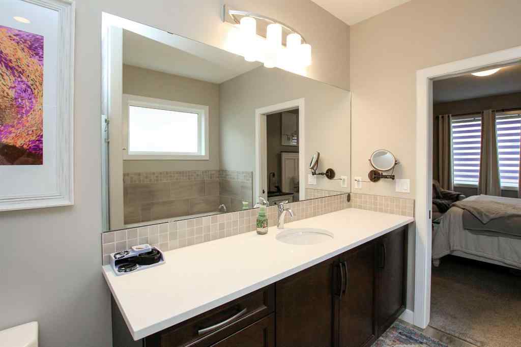 MLS® A2243126 - 2 Cross Street  in Trinity Crossing Lacombe, Residential