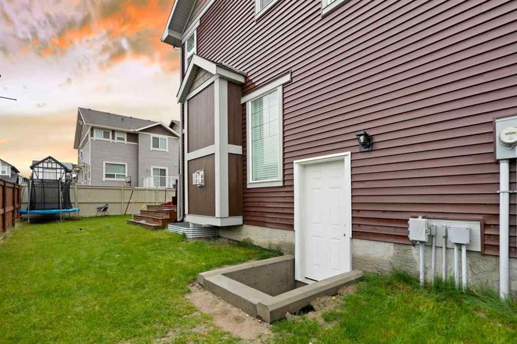 MLS® A2243127 - 354 Kings Heights Drive  in Kings Heights Airdrie, Residential