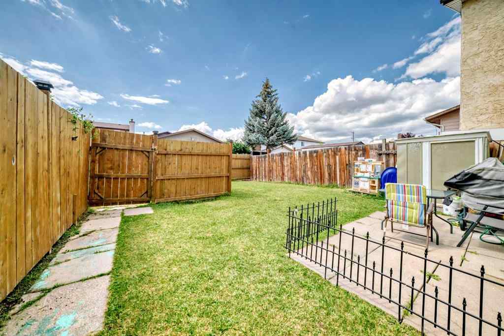 MLS® A2243128 - 4821 60 Street NE in Temple Calgary, Residential