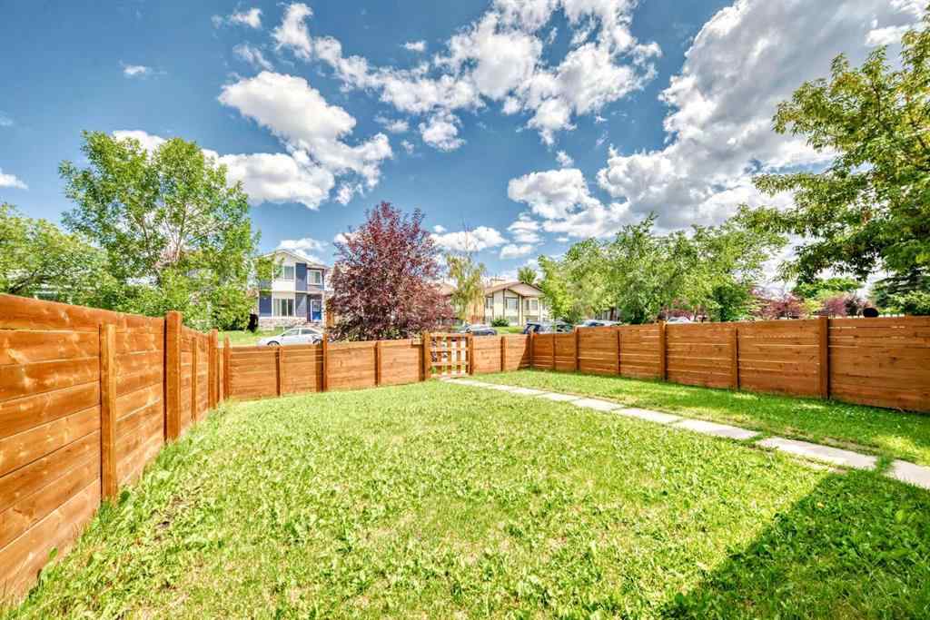 MLS® A2243128 - 4821 60 Street NE in Temple Calgary, Residential