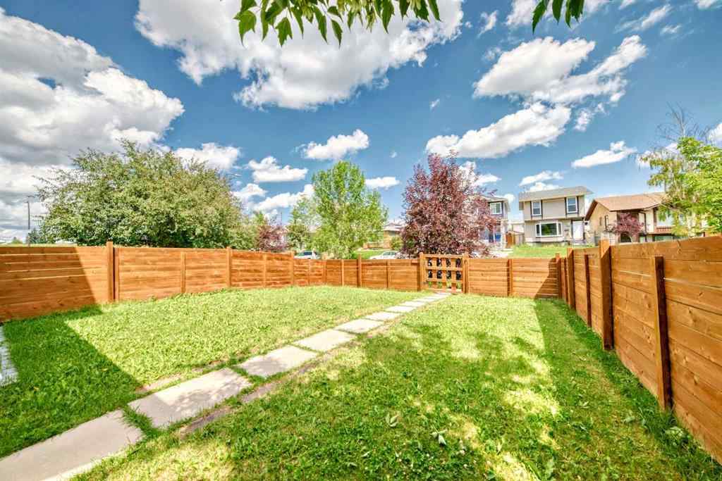 MLS® A2243128 - 4821 60 Street NE in Temple Calgary, Residential