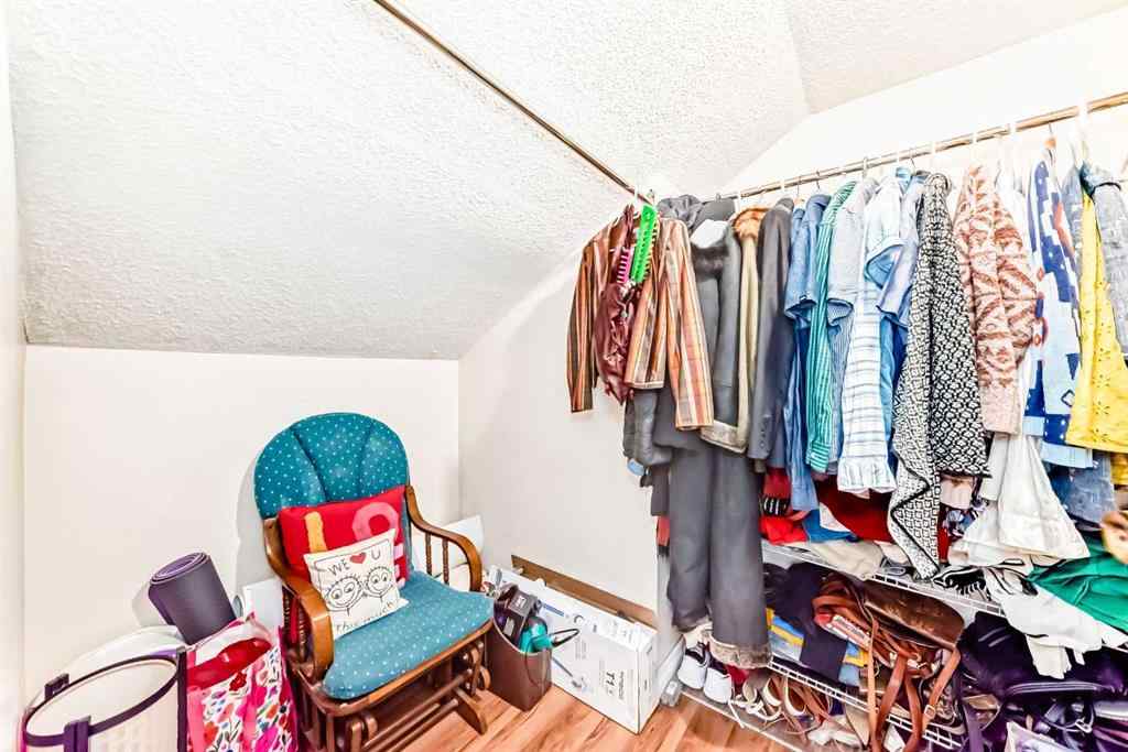 MLS® A2243128 - 4821 60 Street NE in Temple Calgary, Residential