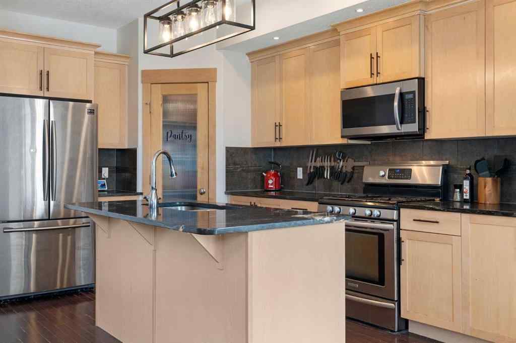 MLS® A2243134 - Unit #2 4709 17 Avenue NW in Montgomery Calgary, Residential