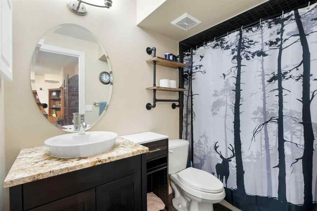 MLS® A2243134 - Unit #2 4709 17 Avenue NW in Montgomery Calgary, Residential