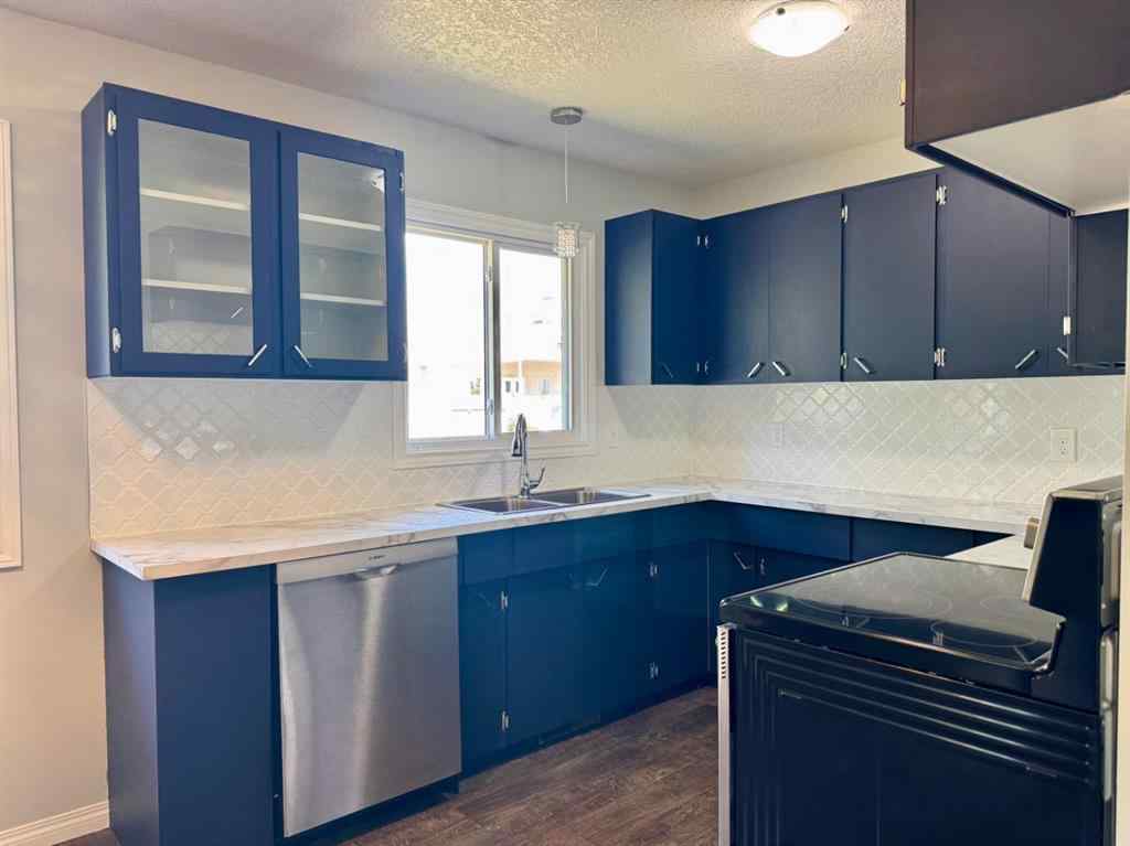 MLS® A2243139 - 9913 98 Avenue  in NONE La Glace, Residential