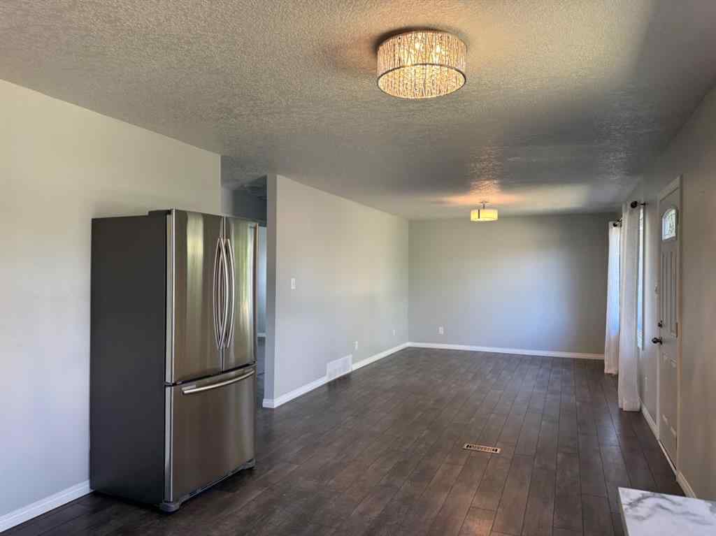 MLS® A2243139 - 9913 98 Avenue  in NONE La Glace, Residential