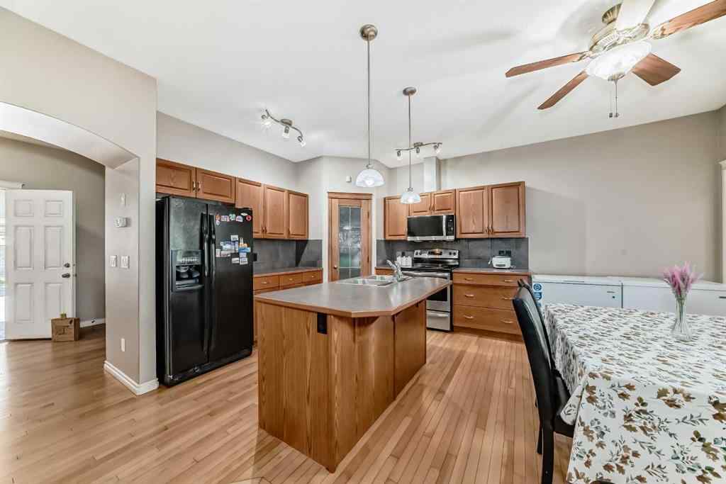 MLS® A2243143 - Unit #116 100 Coopers Common SW in Coopers Crossing Airdrie, Residential