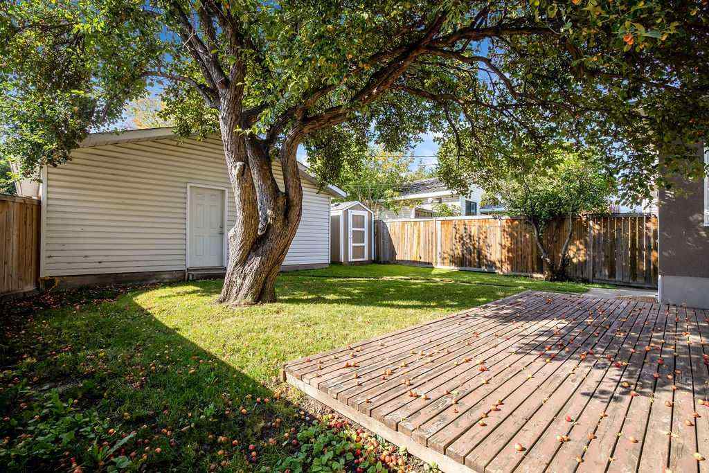 MLS® A2243145 - 453 22 Avenue NW in Mount Pleasant Calgary, Residential