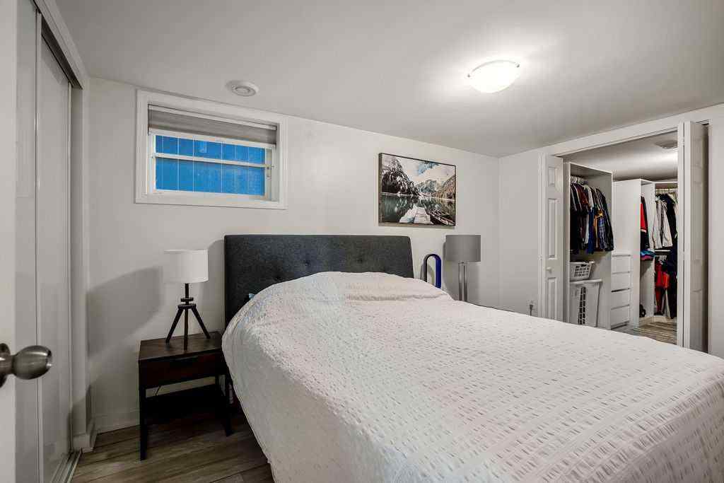 MLS® A2243145 - 453 22 Avenue NW in Mount Pleasant Calgary, Residential